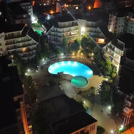 Billy's Two- Bed For Rent At Sunny