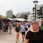 Апартаменти Billy's Two- Bed For Rent At Sunny *
