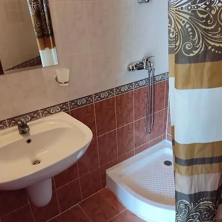 Billy's Two- Bed For Rent At Sunny *