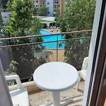 Billy's Two- Bed For Rent At Sunny Slăntjev Brjag