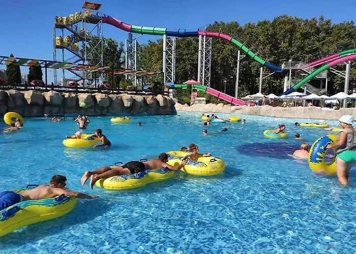 Billy's Two- Bed For Rent At Sunny