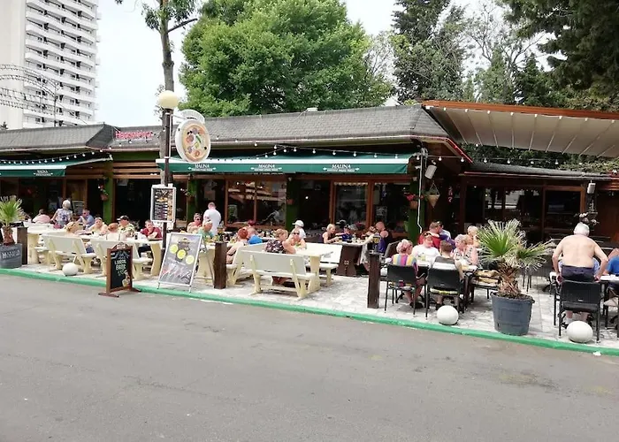 Lägenhet Billy's Two- Bed For Rent At Sunny Slăntjev Brjag